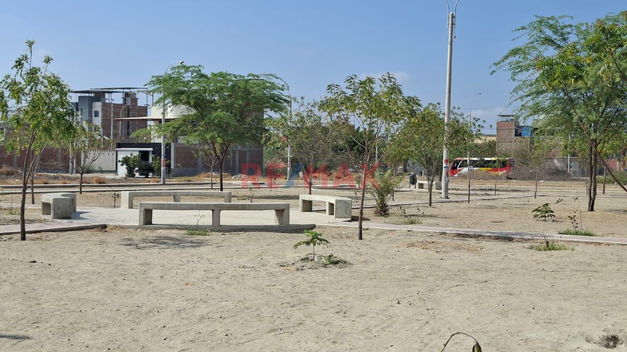 Venta De Terreno En Urb.Casuarinas Iii-Etapa Con Acceso A Parque - 7