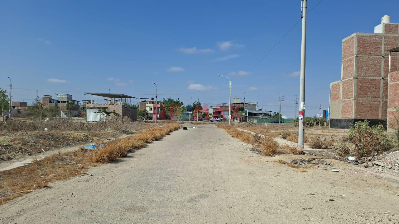 Venta De Terreno En Urb.Casuarinas Iii-Etapa Con Acceso A Parque - 6