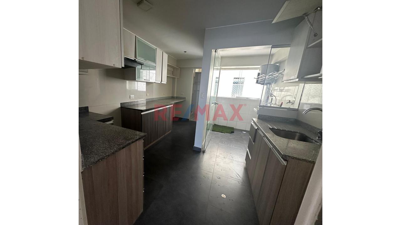 ¡Se Alquila Lindo Y Cómodo Departamento En Primer Piso De Tres Dormitorios Cerca Al Pentagonito! - 4