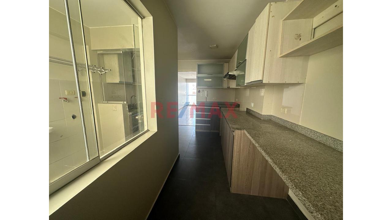 ¡Se Alquila Lindo Y Cómodo Departamento En Primer Piso De Tres Dormitorios Cerca Al Pentagonito! - 5