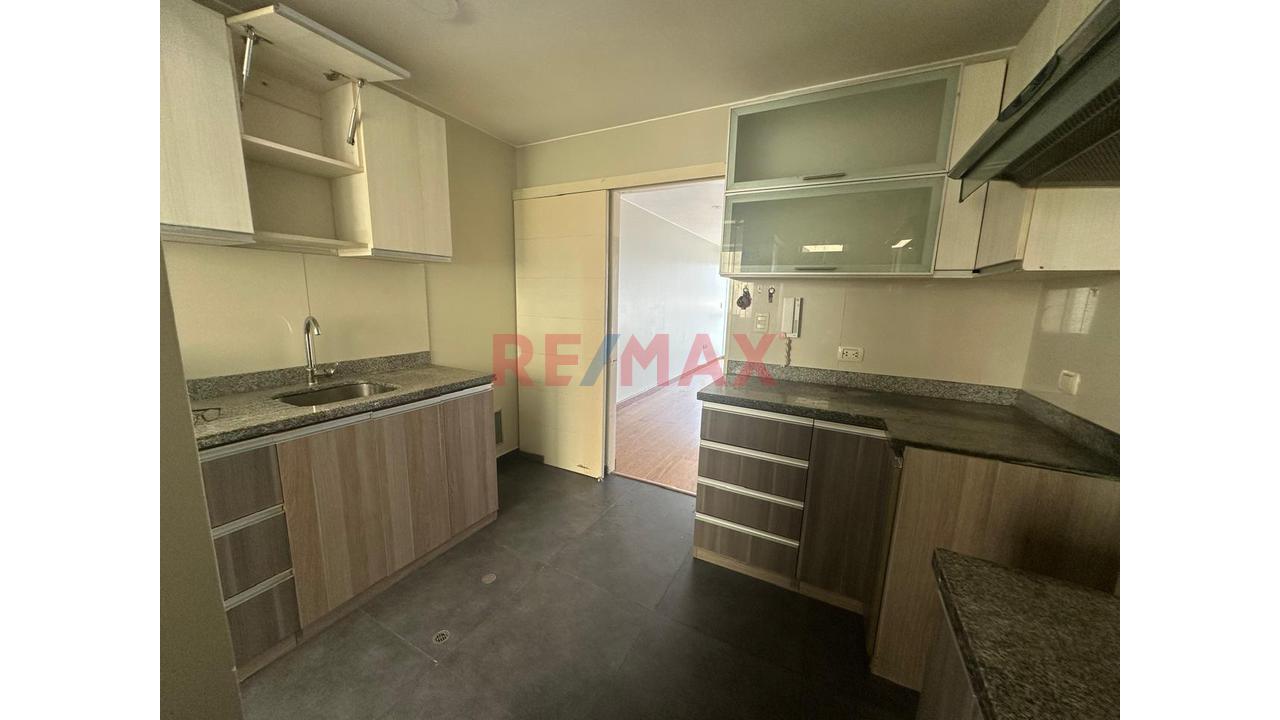 ¡Se Alquila Lindo Y Cómodo Departamento En Primer Piso De Tres Dormitorios Cerca Al Pentagonito! - 6