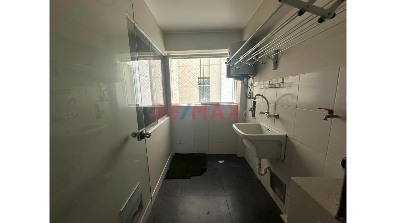 ¡Se Alquila Lindo Y Cómodo Departamento En Primer Piso De Tres Dormitorios Cerca Al Pentagonito! - 7