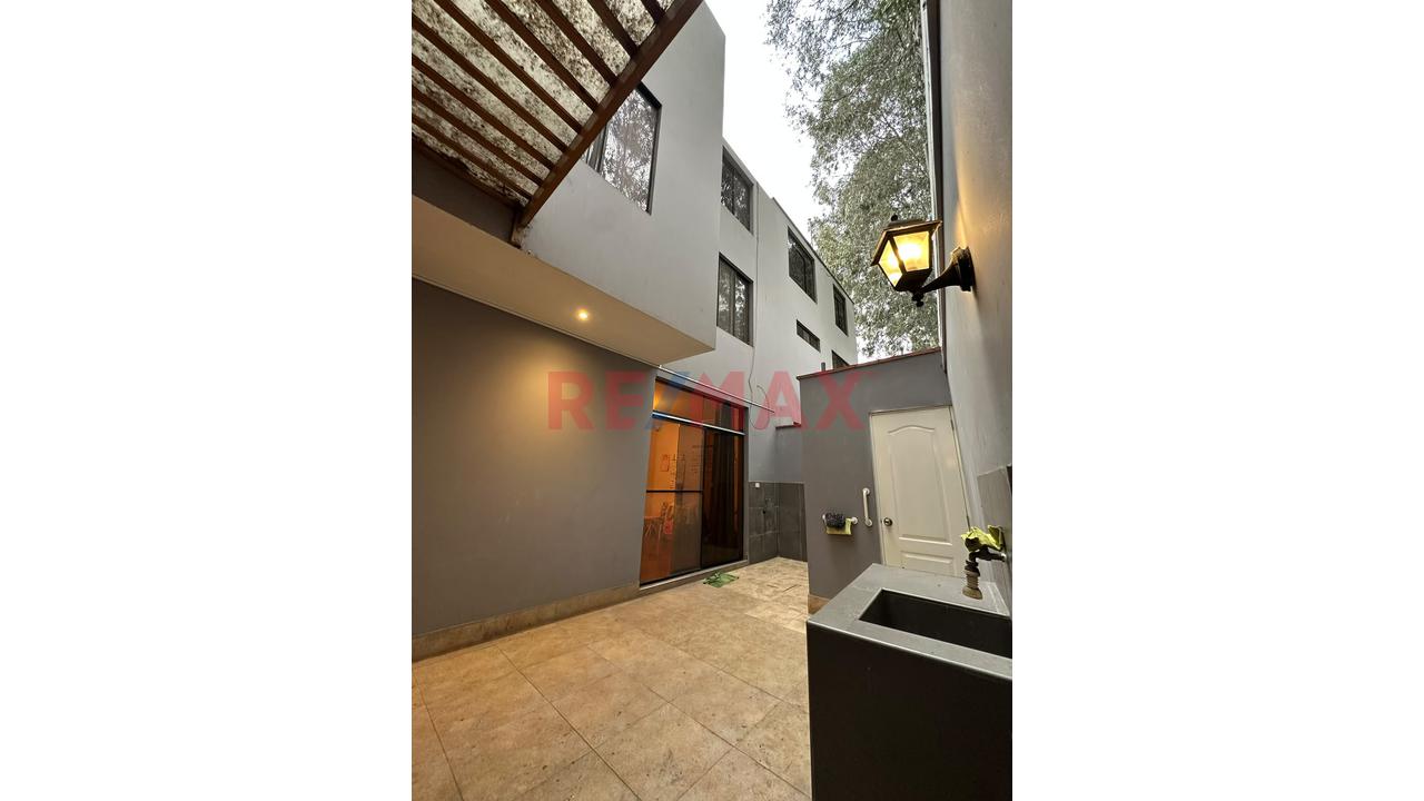 Alquilo Casa En Surco Condominio - 14