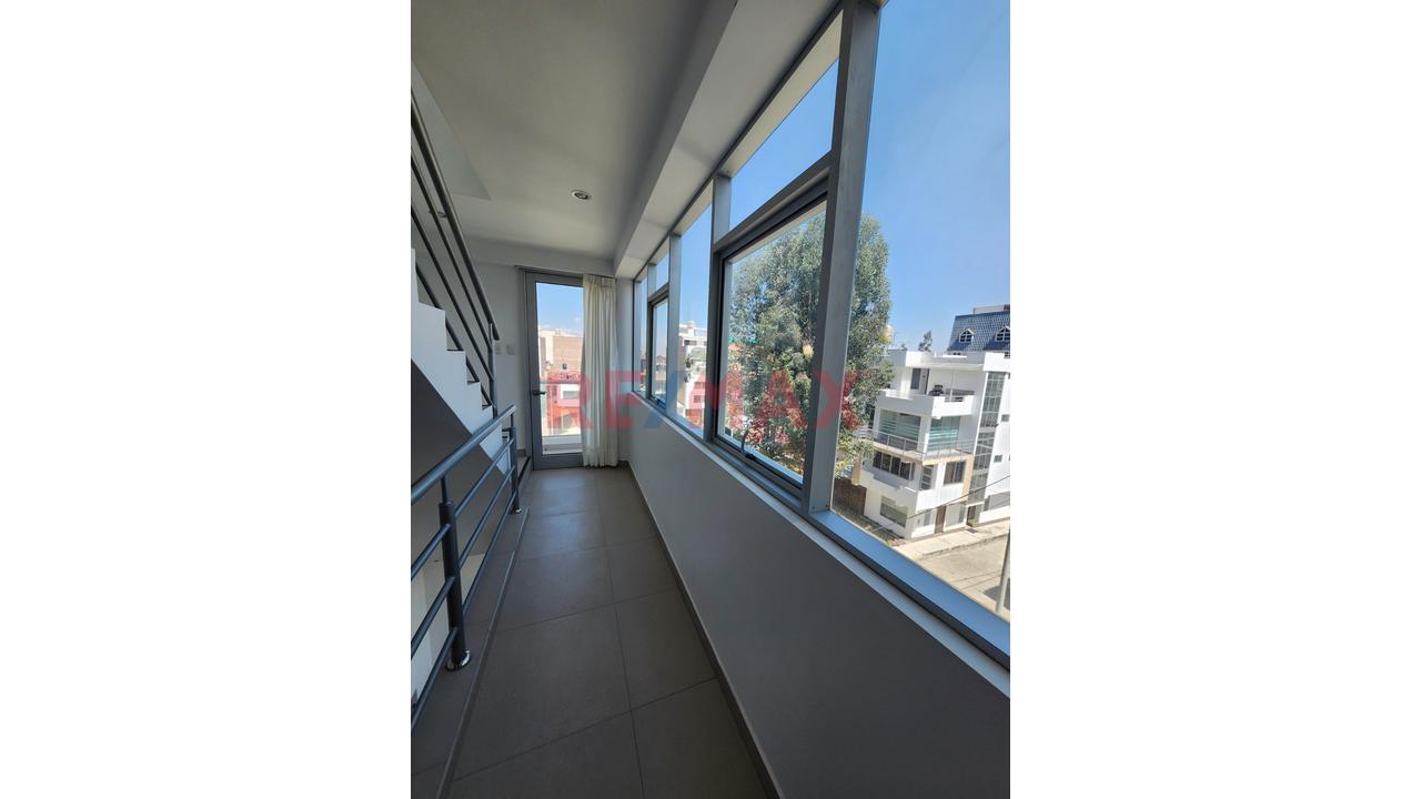 Departamento En Alquiler Urbanizacion San Alfonso — foto 3