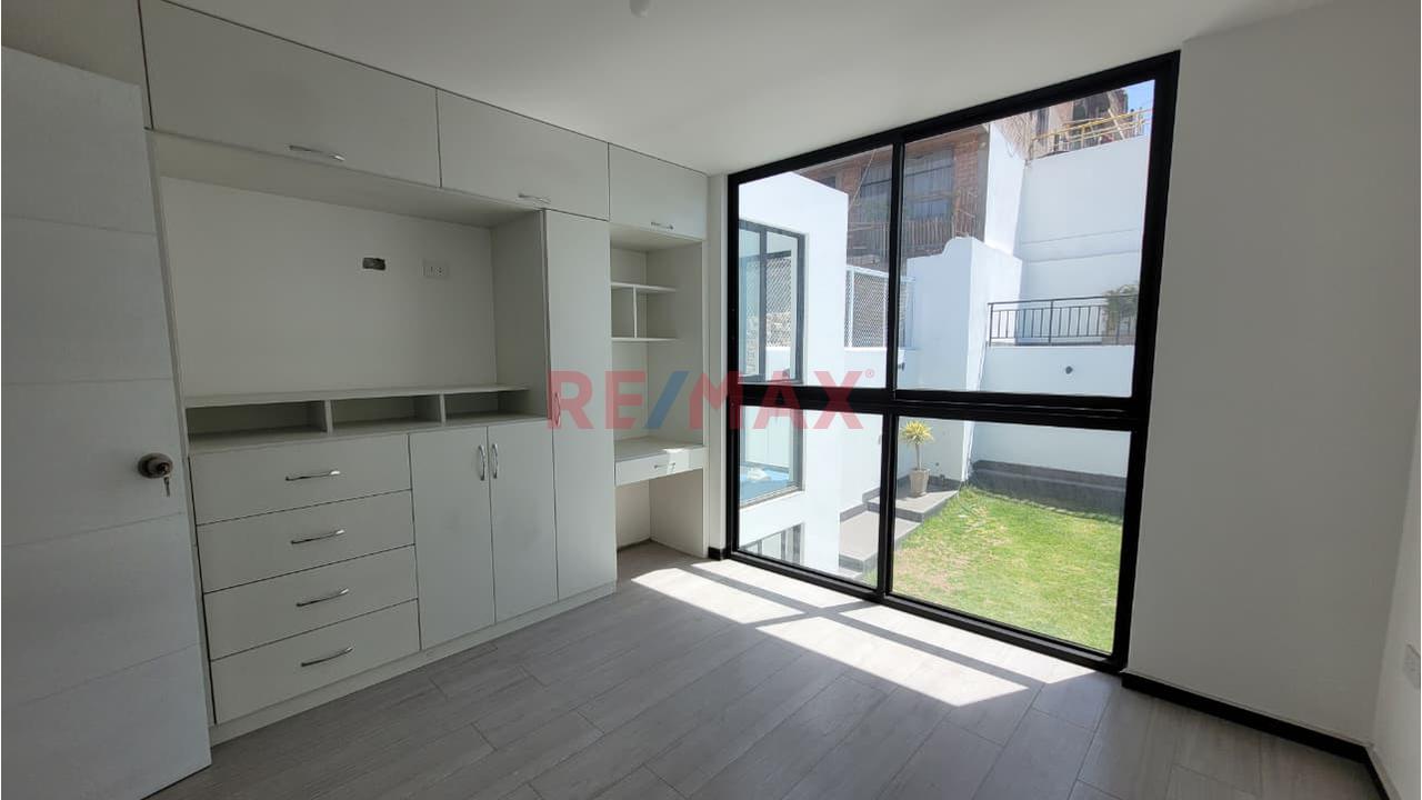 🏡✨ ¡Hermosa Casa En Estreno En Sachaca! ✨🌋 Terraza Privada Con Hermosa Vista A Los Volcanes — foto 2