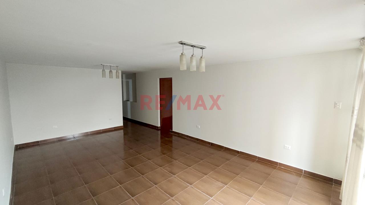Vendo Departamento 2Do Piso Mas Azotea At: 216.00 M2   Maranga San Miguel — foto 4