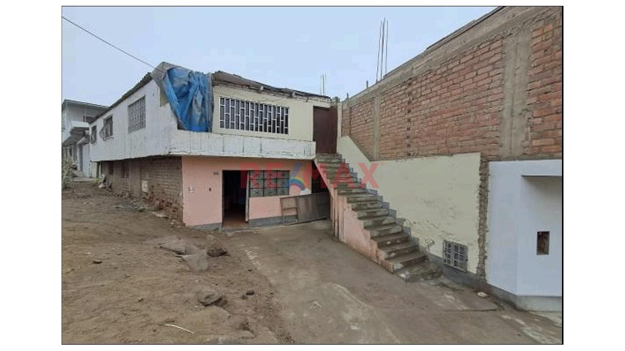 En Venta Terreno En Esquina - Villa Maria Del Triunfo