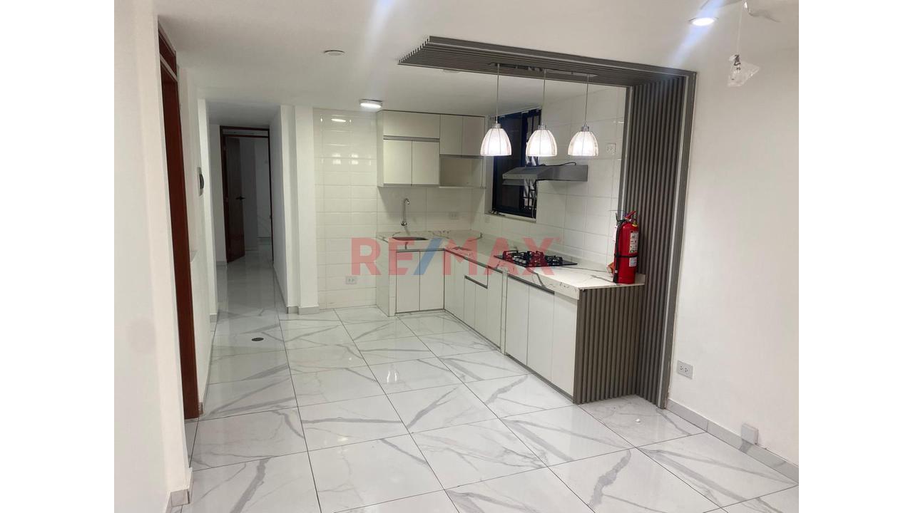 Alquiler De Departamento En Previ Callao 1Er Piso Remodelado — foto 2