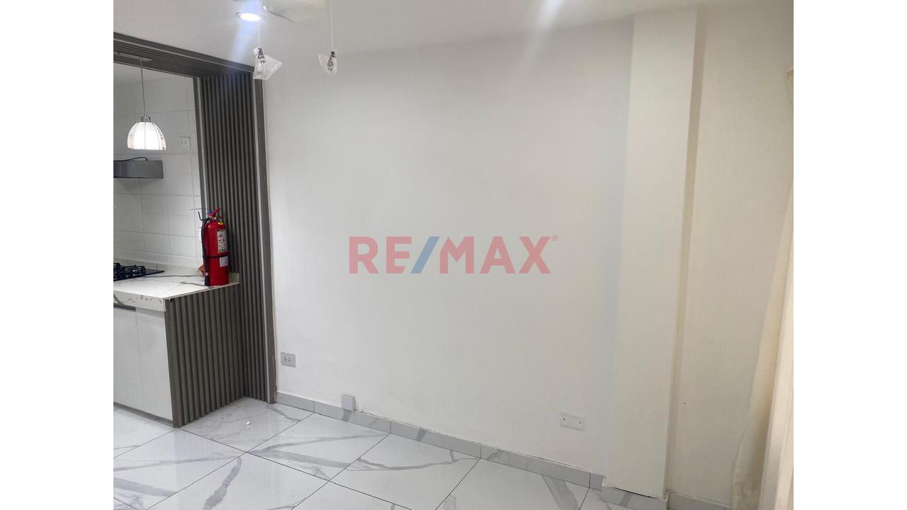 Alquiler De Departamento En Previ Callao 1Er Piso Remodelado — foto 3