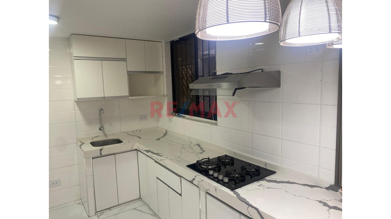 Alquiler De Departamento En Previ Callao 1Er Piso Remodelado — foto 4
