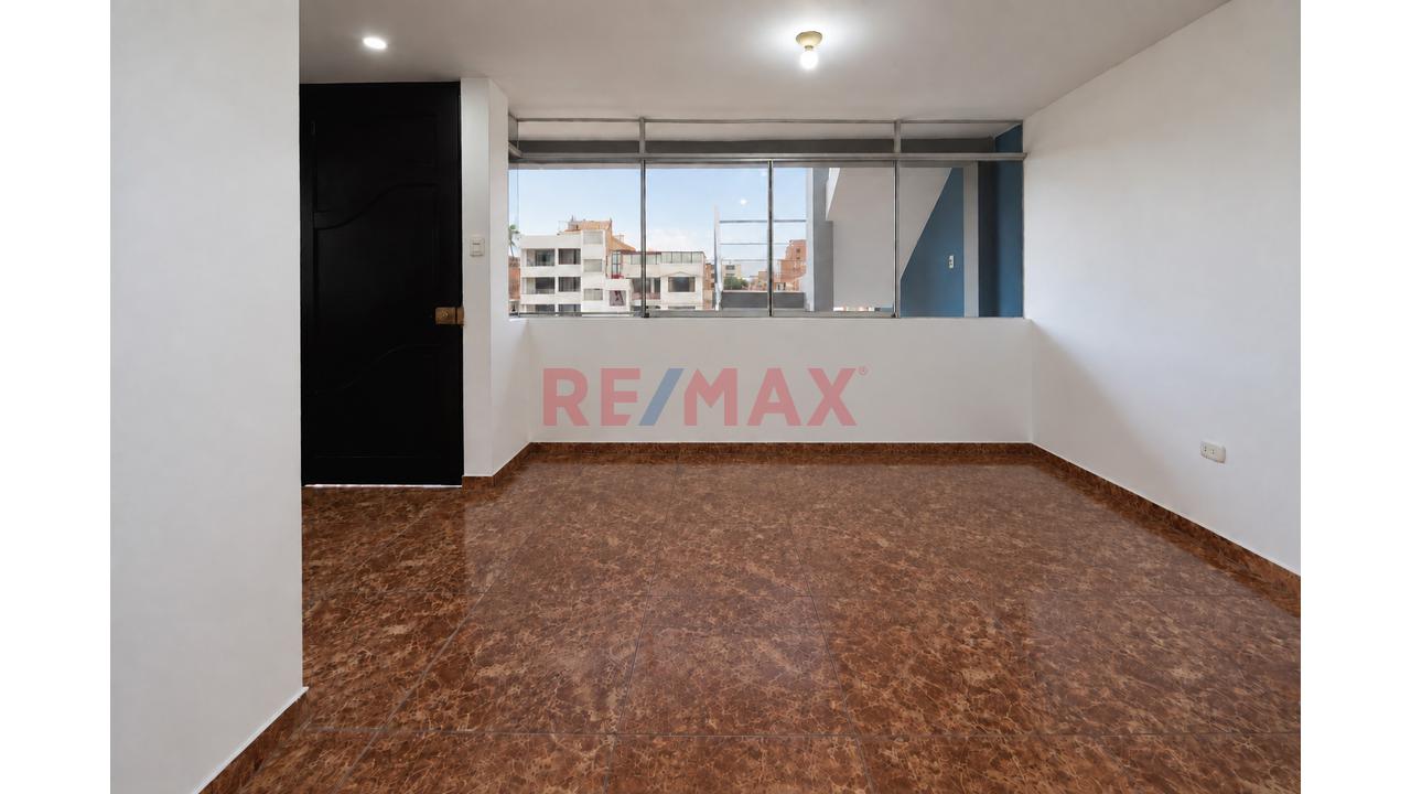 🏡✨ 𝐕𝐄𝐍𝐓𝐀 𝐃𝐄 𝐃𝐄𝐏𝐀𝐑𝐓𝐀𝐌𝐄𝐍𝐓𝐎 𝐄𝐍 𝐋𝐀 𝐏𝐄𝐑𝐋𝐀 – 𝐅𝐑𝐄𝐍𝐓𝐄 𝐀 𝐏𝐀𝐑𝐐𝐔𝐄 — foto 4
