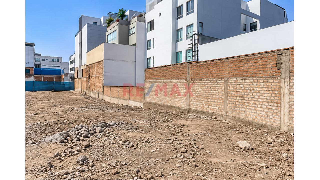 Terreno Comercial De 1,340 M² En Alquiler – Av. Primavera, Chacarilla, Surco — foto 3