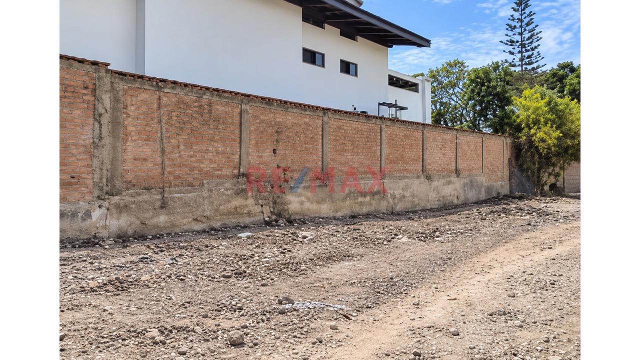 Terreno Comercial De 1,340 M² En Alquiler – Av. Primavera, Chacarilla, Surco — foto 2