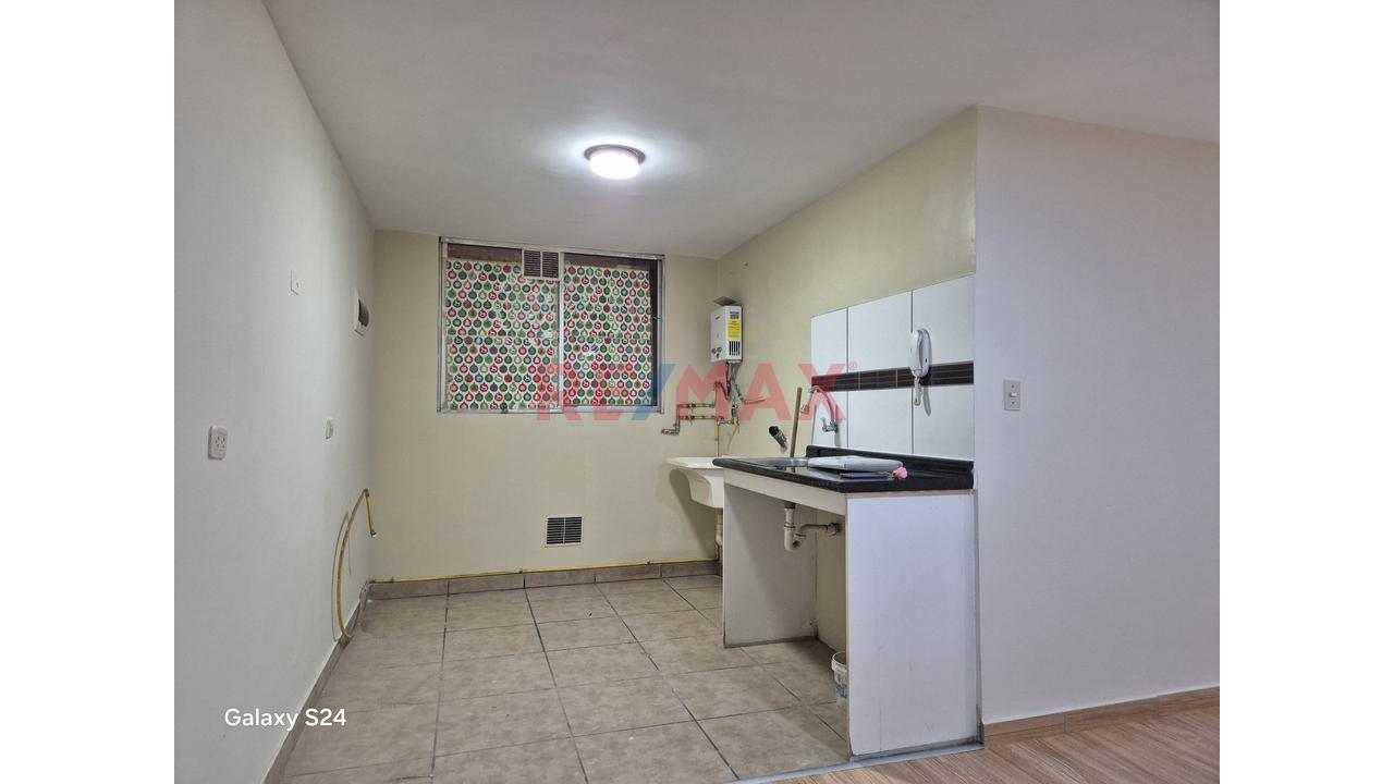 Ocasión En Comas: Depa De 3 Habitaciones Por $45,000 | Condominio Cerrado Con Comercio Y Seguridad 24/7 — foto 11