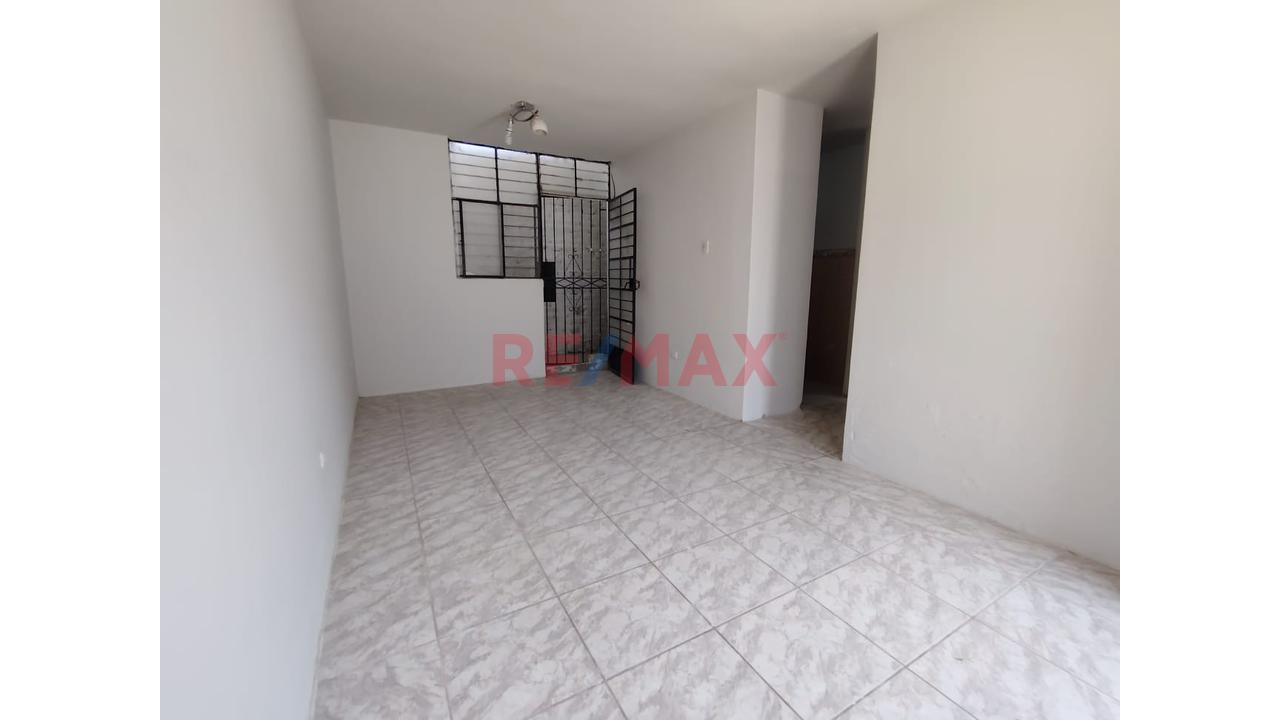 Alquilo Casa 1Piso En Urb. Bancaria 2Da Etapa - 8