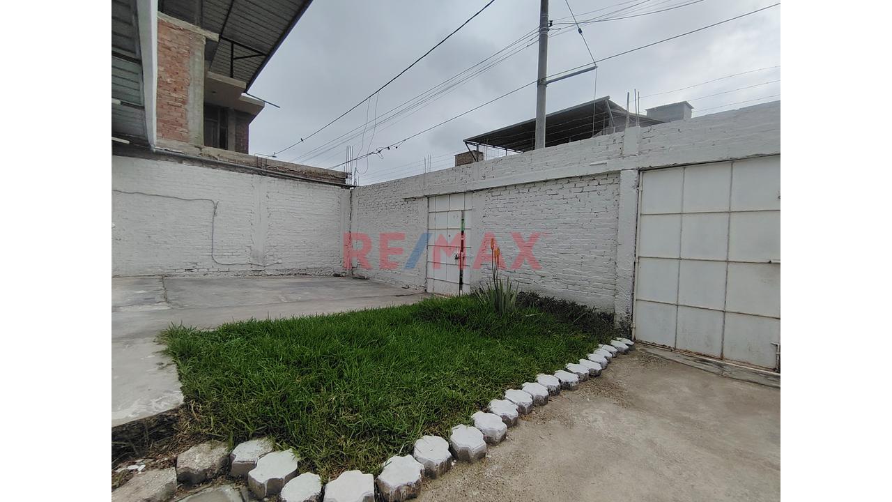 Alquilo Casa 1Piso En Urb. Bancaria 2Da Etapa - 12