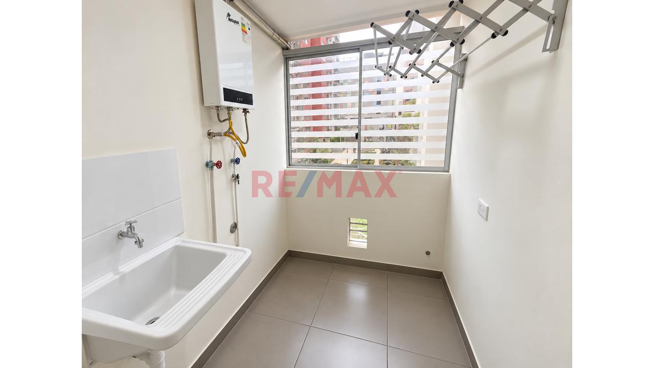 Venta Departamento | Condominio | 3.Er Piso | Cochera Techada | 3 Dormitorios - 10