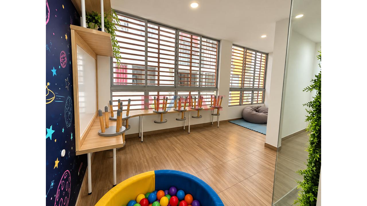 Venta Departamento | Condominio | 3.Er Piso | Cochera Techada | 3 Dormitorios - 3