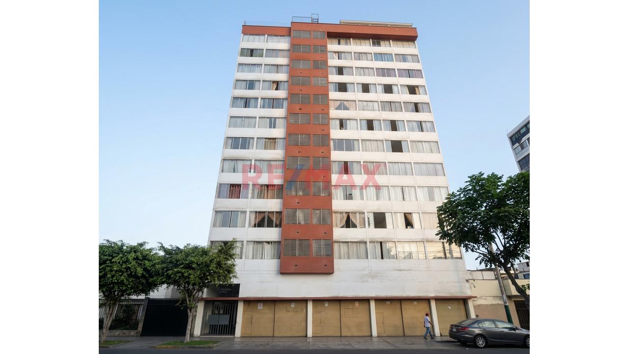 Gran Oportunidad Vendo Dpto 3 Habitaciones + 2 Baños En Breña — foto 3