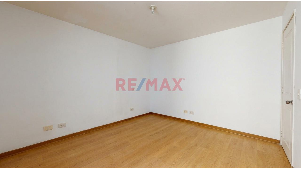 Gran Oportunidad Vendo Dpto 3 Habitaciones + 2 Baños En Breña — foto 4