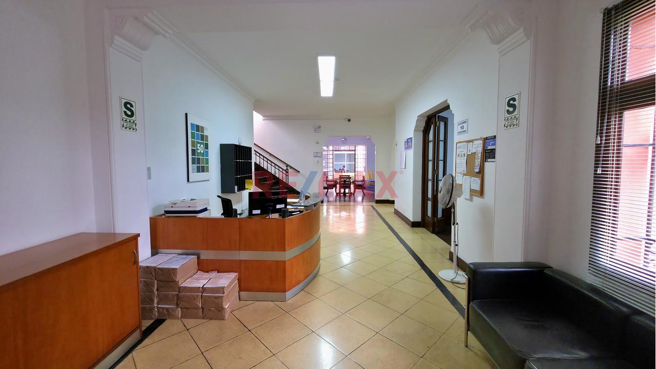 🏢 Alquiler De Amplia Casa Para Oficina Administrativa – Jesús María - 16