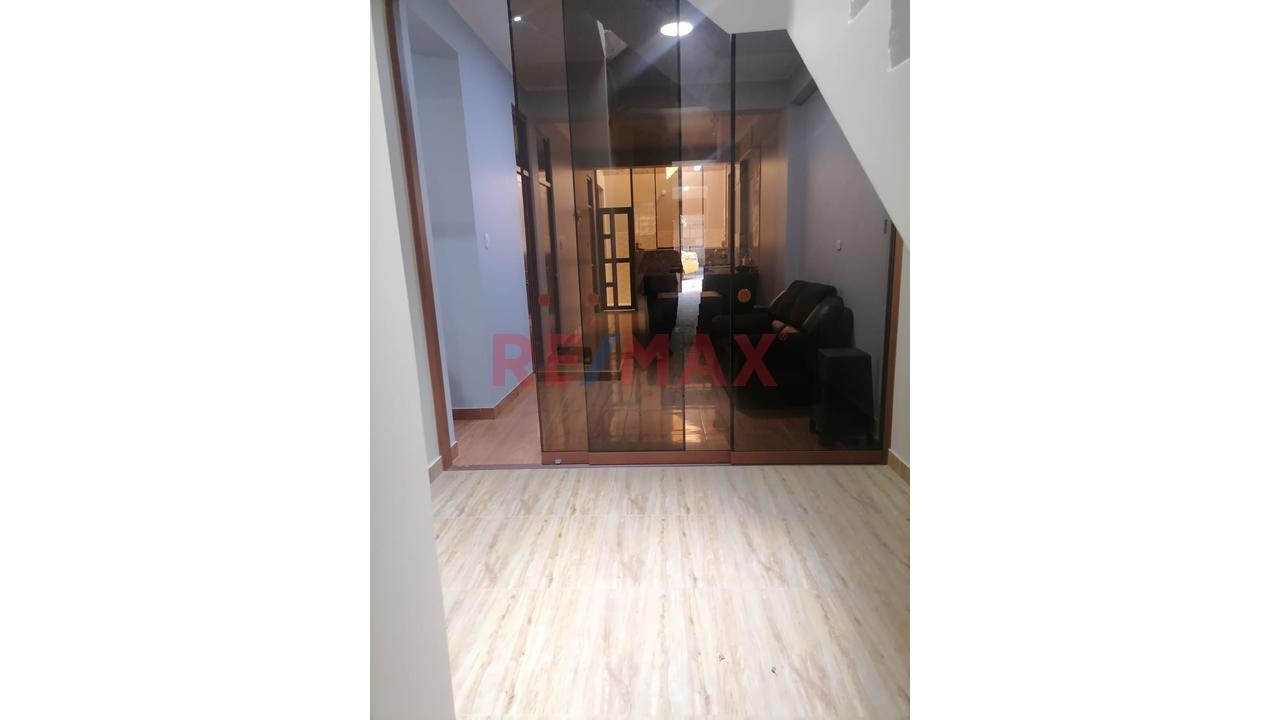 ¡Tu Hogar Ideal + Local Comercial En Primer Piso! Urb. San Lorenzo, Frente A Parque Del Recuerdo ! – Puente Piedra - 4