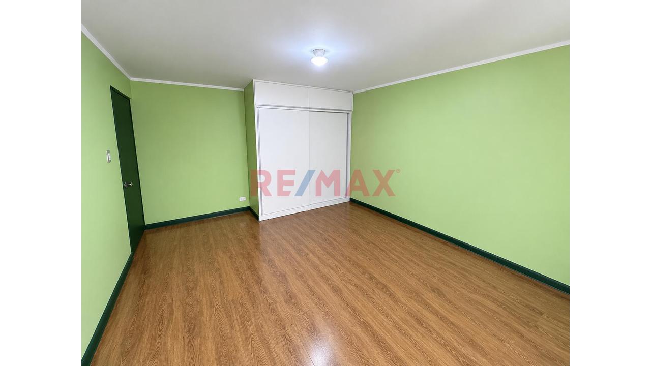 Departamento En Venta – Surquillo | Excelente Ubicación - 9
