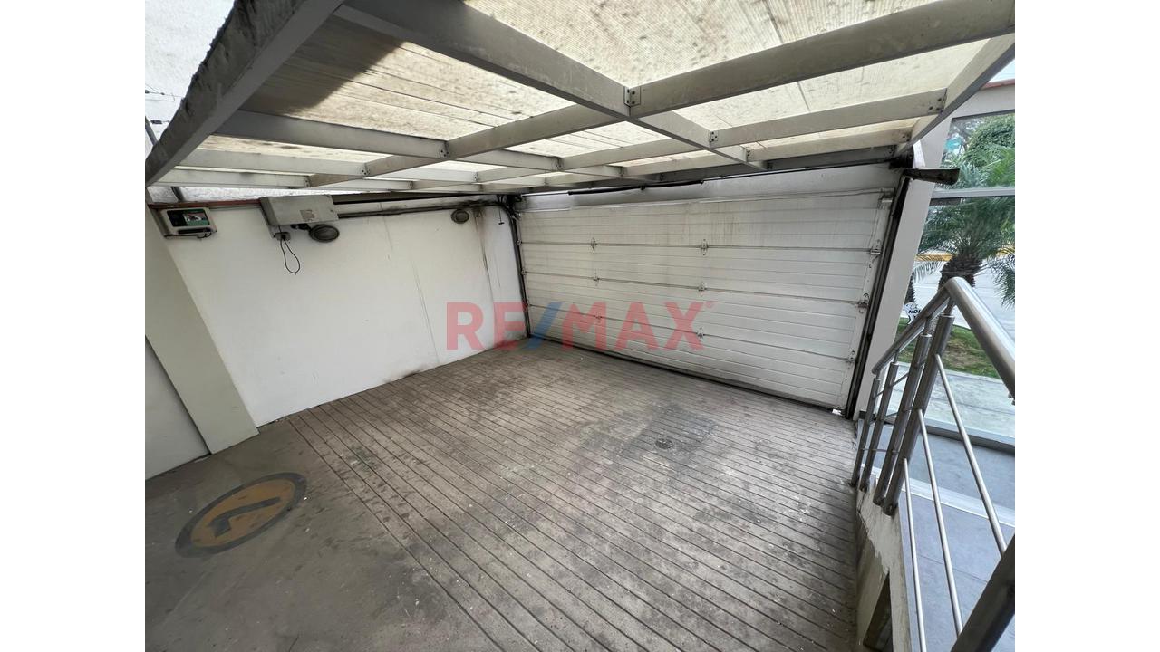 Alquiler De Duplex De 114 M2 En Las Gardenias - Surco - 19