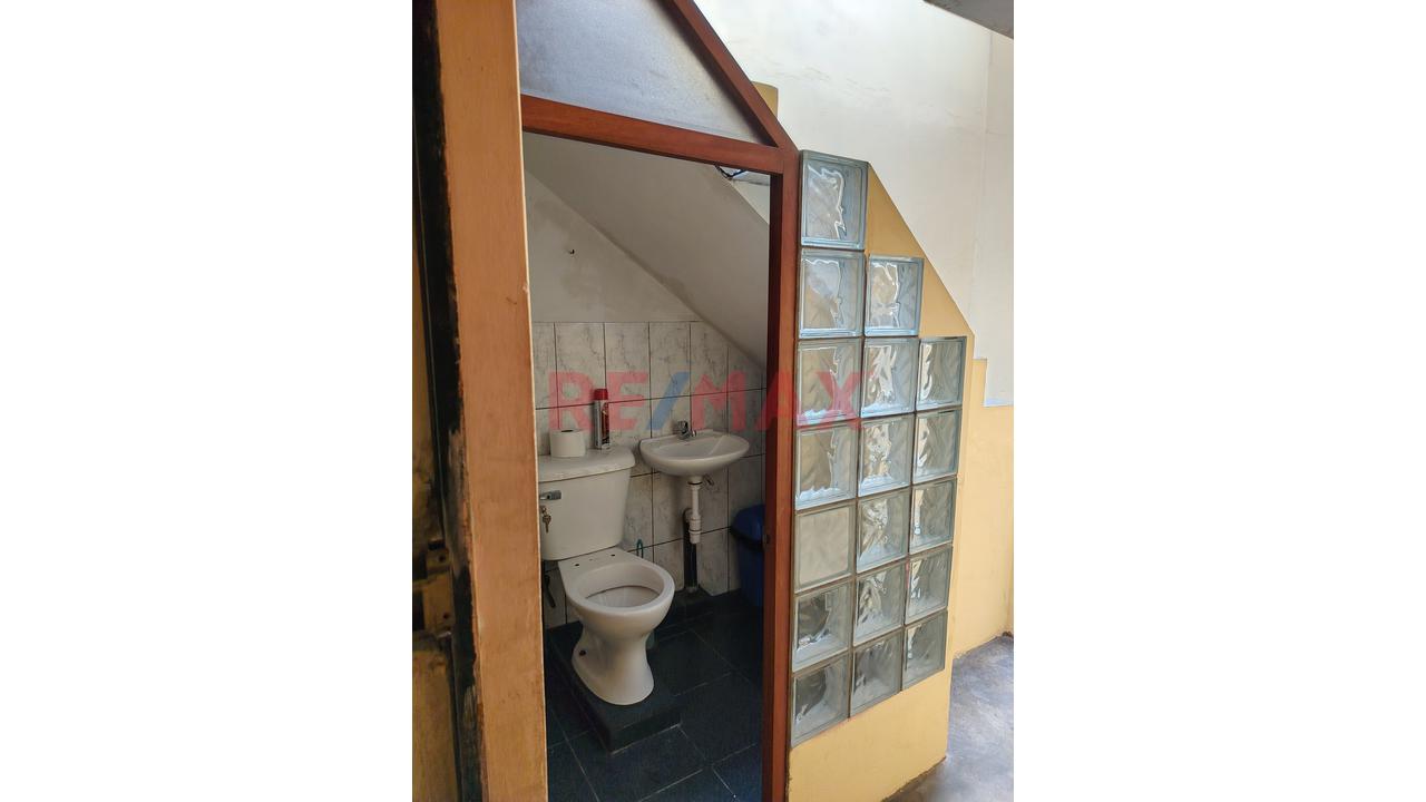 Casa De 2 Pisos + Azotea En Alquiler – San Juan De Lurigancho - 14