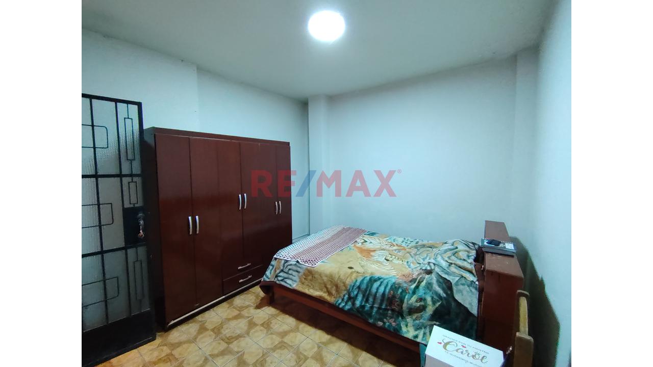 Casa De 2 Pisos + Azotea En Alquiler – San Juan De Lurigancho - 10