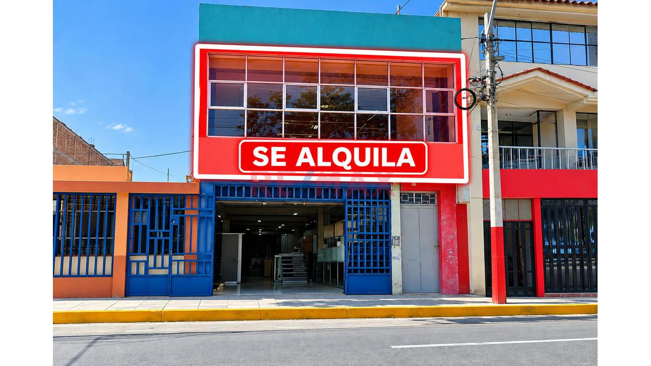 Local Comercial En Alquiler Mochumi Centro - 2