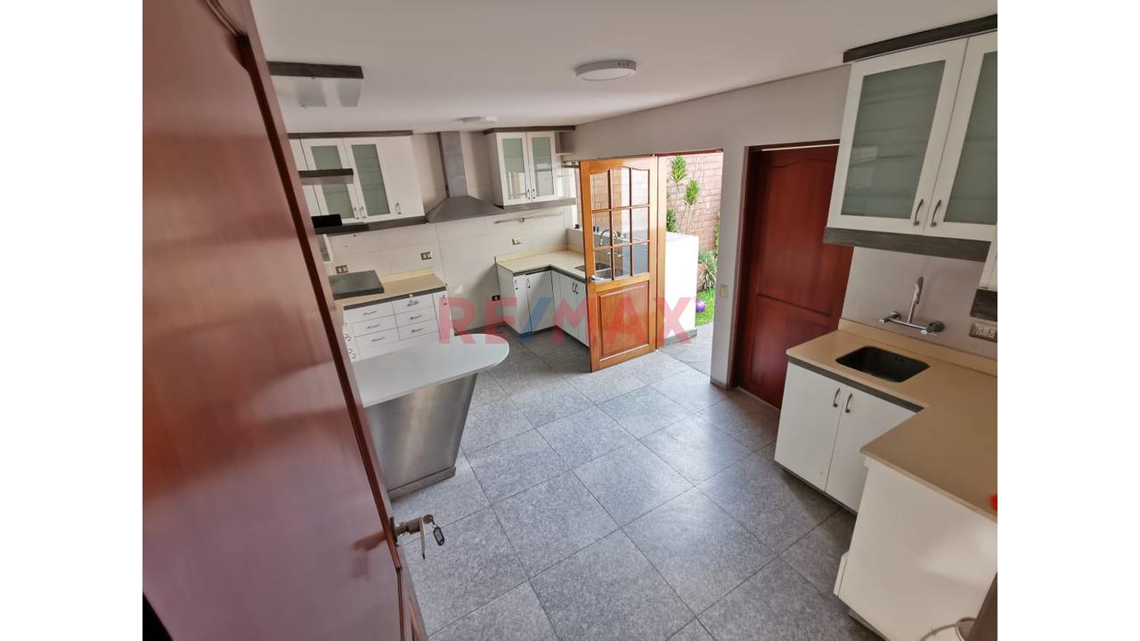 Alquiler Casa En El Sol De La Molina - Altura Del Museo Nicolini — foto 8