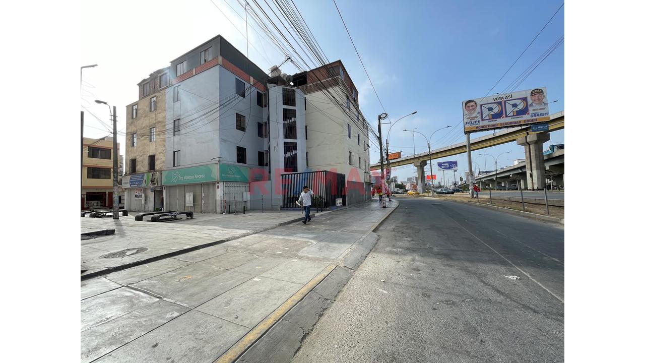 Alquiler De Tienda Comercial Frente A Plaza Norte – Los Olivos - 6