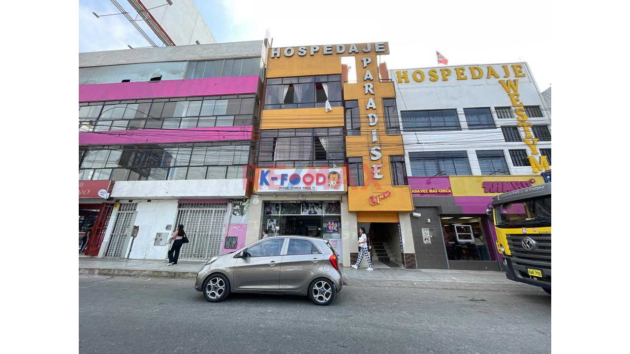 Alquiler De Tienda Comercial Frente A Plaza Norte – Los Olivos - 11