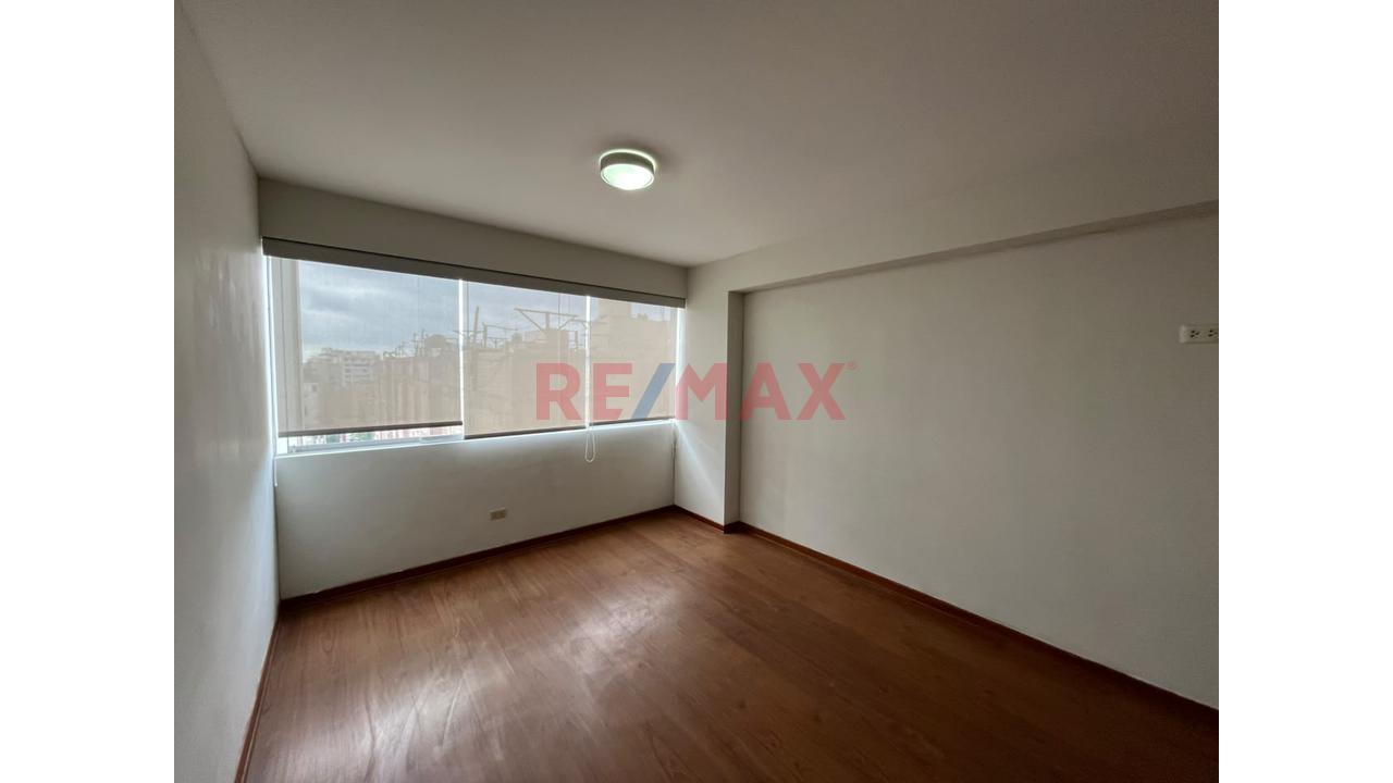 Alquilo Departamento 75M2 En Breña - 6