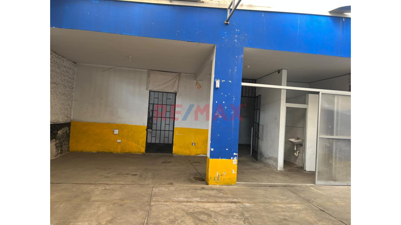 Local Comercial En Alquiler De 190 M2 En Smp — foto 3