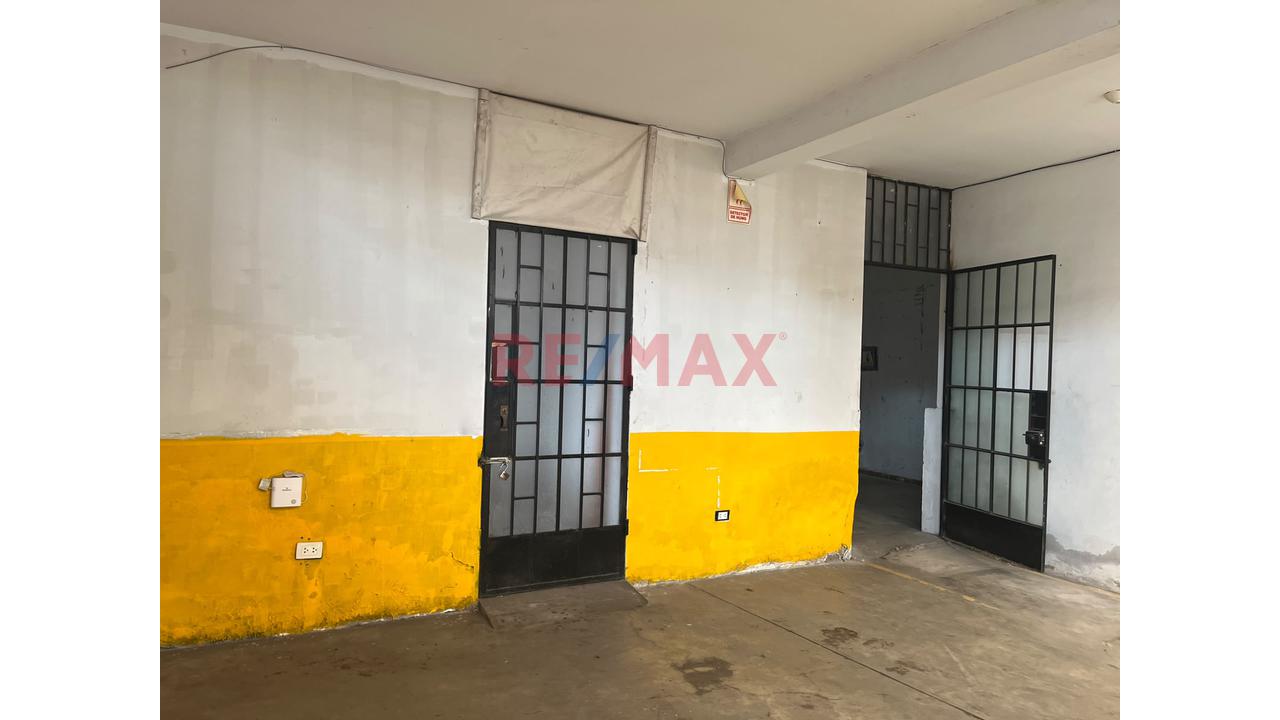 Local Comercial En Alquiler De 190 M2 En Smp — foto 6