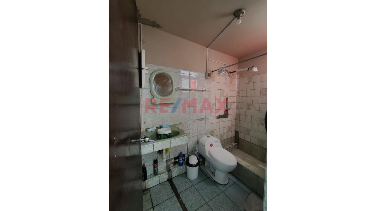 Se Vende Casa De 2 Pisos De 160 M2 En Us$ 139,332.00 A Una Cuadra De Av.  Miguel Iglesias En San Juan De Miraflores. — foto 14