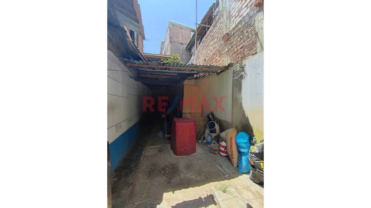 Se Vende Casa De 2 Pisos De 160 M2 En Us$ 139,332.00 A Una Cuadra De Av.  Miguel Iglesias En San Juan De Miraflores. — foto 10