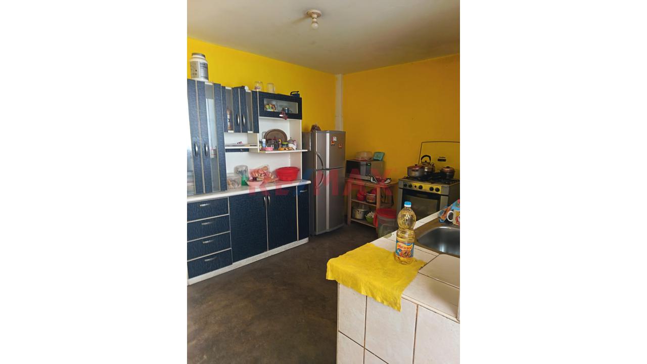 Se Vende Casa De 2 Pisos De 160 M2 En Us$ 139,332.00 A Una Cuadra De Av.  Miguel Iglesias En San Juan De Miraflores. — foto 7