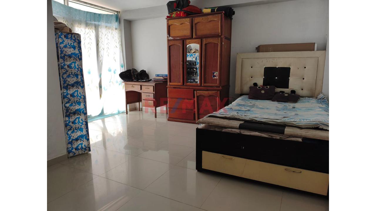 Venta De Terreno Más Casa Construida En Pilcomayo - 6