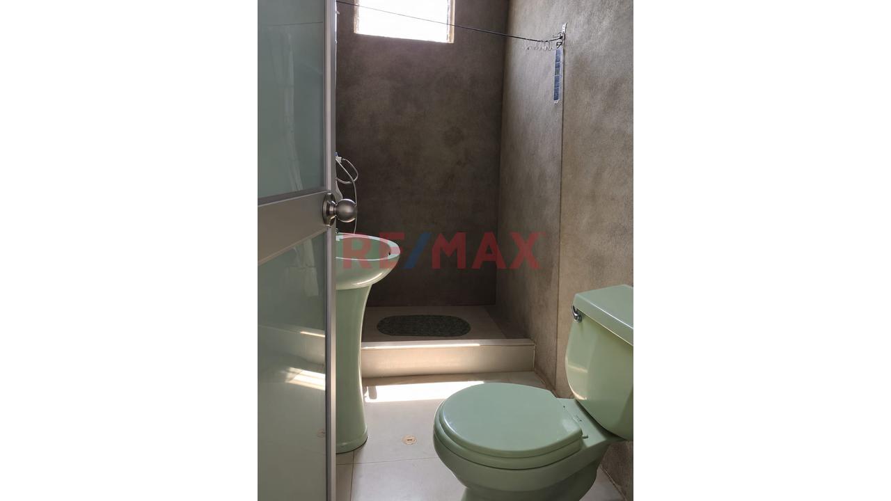 Venta De Terreno Más Casa Construida En Pilcomayo - 4