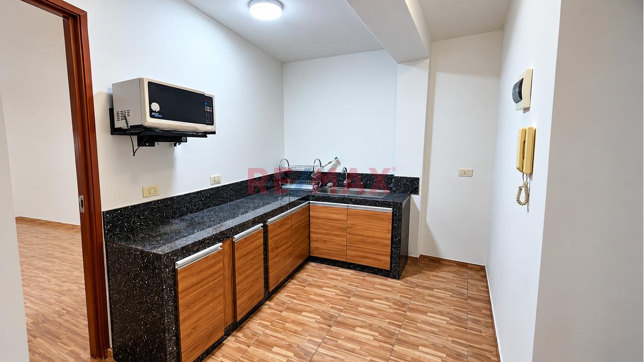 Se Alquila Moderno Departamento Con Excelente Ubicación - 4