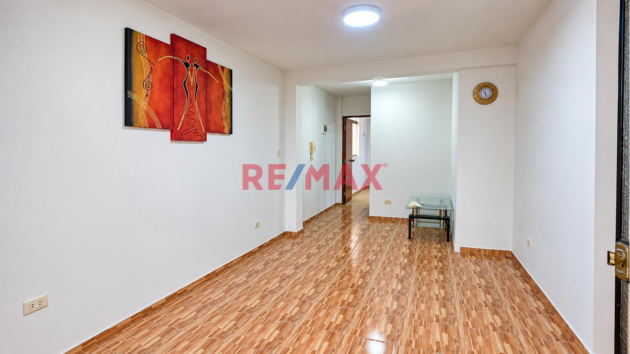 Se Alquila Moderno Departamento Con Excelente Ubicación