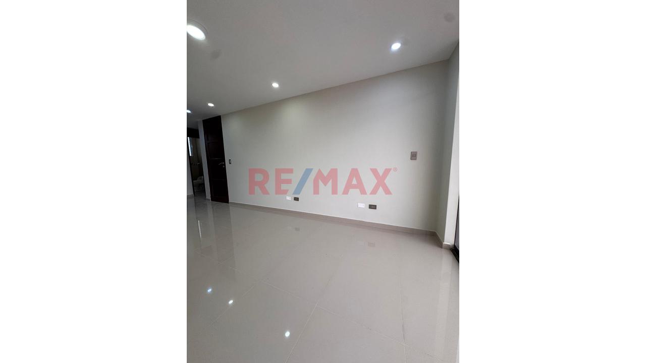 🏡✨ ¡Departamento 3Er Piso En Venta En José Luis Bustamante Y Rivero! - 9