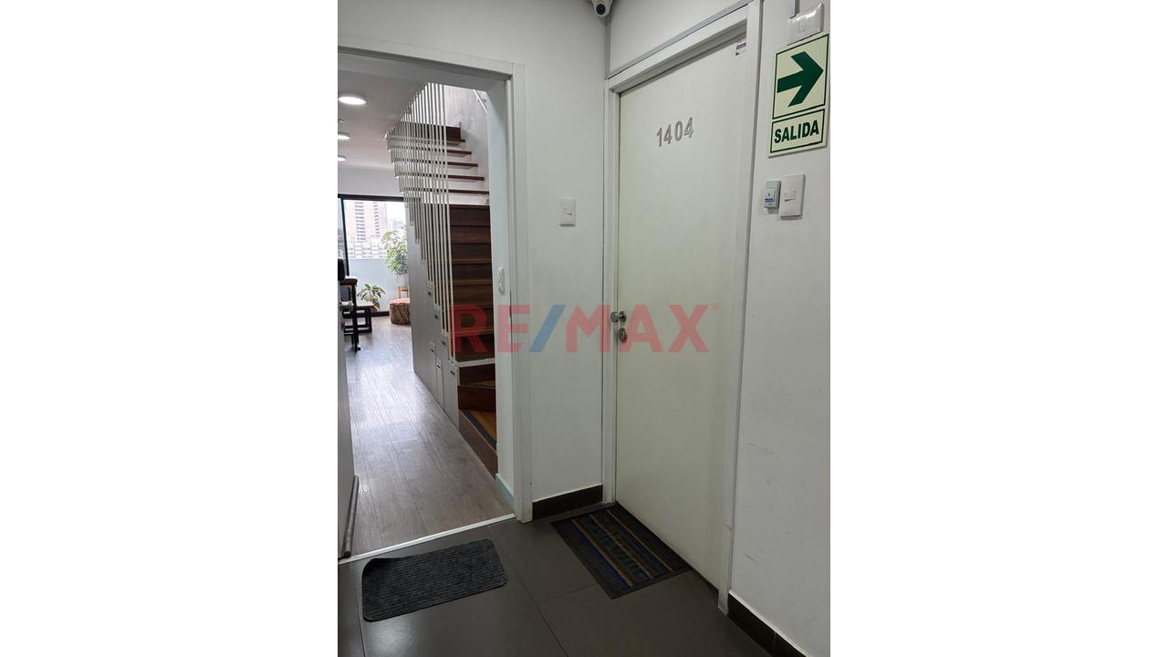 Venta De Departamento Duplex En Lince, Amoblado, Limite Con San Isidro - 8