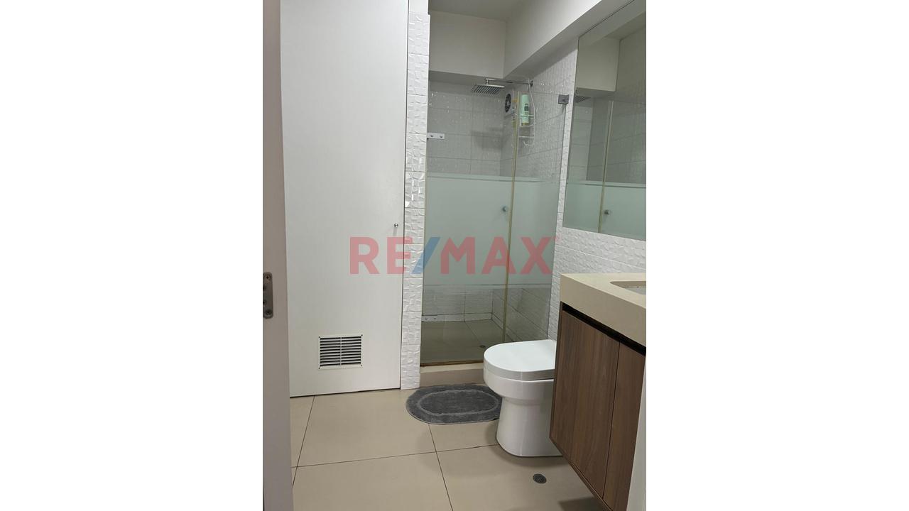 Venta De Departamento Duplex En Lince, Amoblado, Limite Con San Isidro - 4