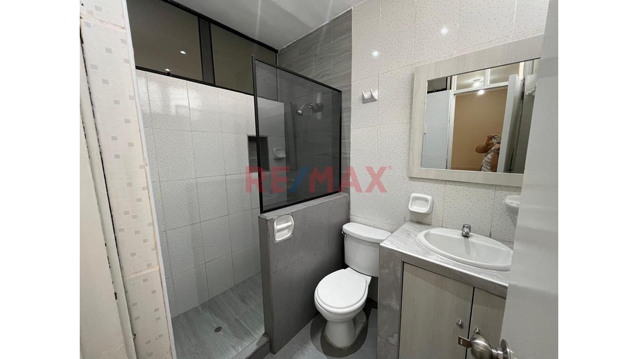Casa En Alquiler En Av. Vice En Urb. Santa Ana — foto 3