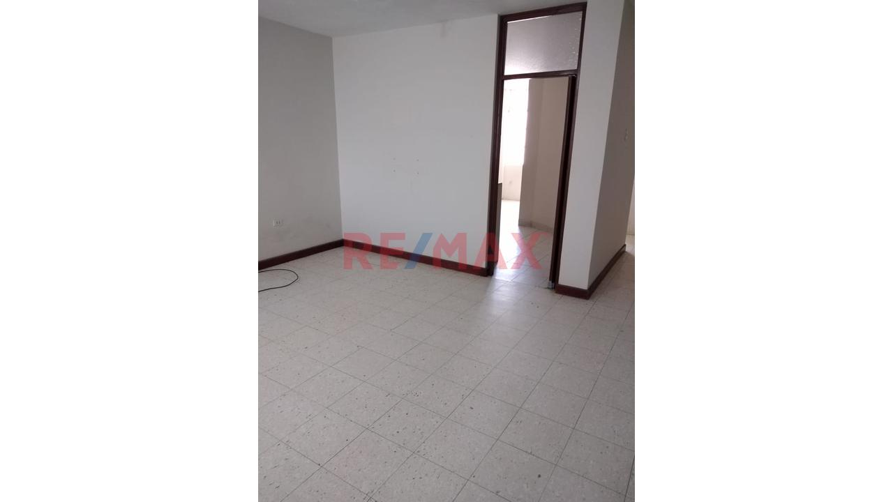 Alquiler De Departamento Cerca Hospital Reategui - 6