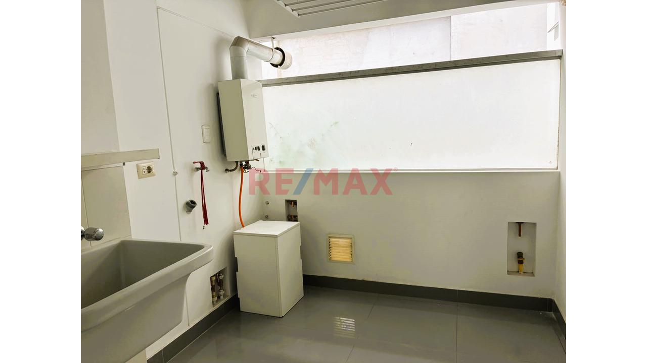 *Venta Dpto En Miraflores - Frente A Huaca Pucllana | Flat 120M2 + 2 Cocheras | $298,000* — foto 7